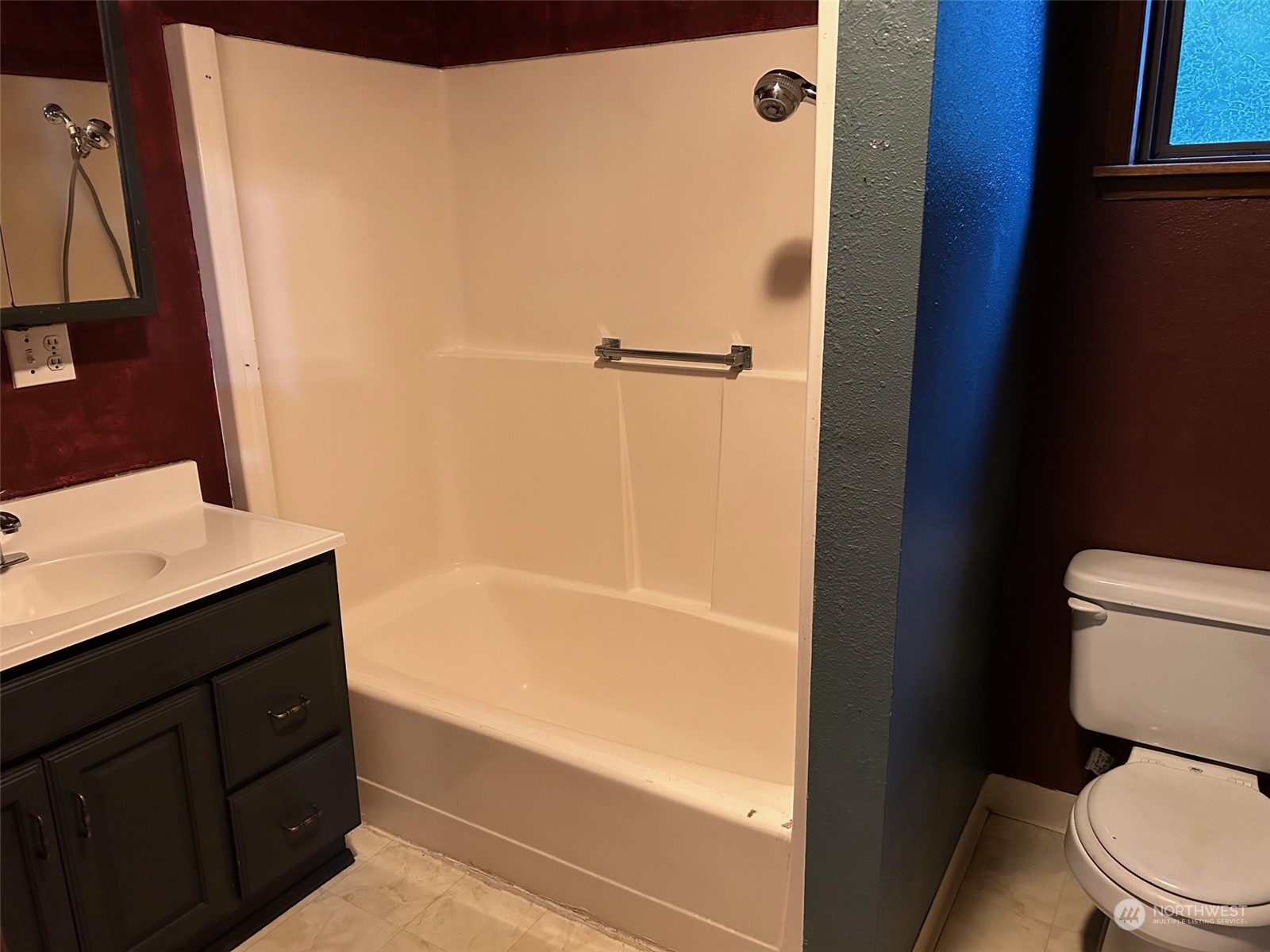 1161 Northwest Liberty Road Poulsbo, WA 98370 - Photo 11 of 30 Gallery Image 11