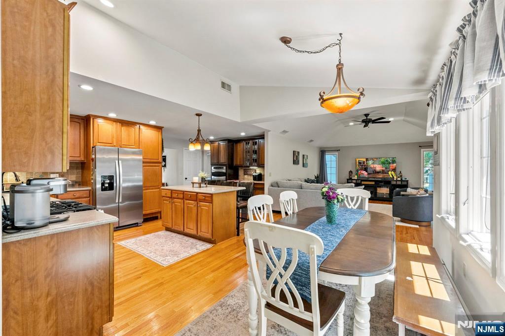 172 Rafkind Road Bloomingdale, NJ 07403 - Photo 14 of 43 Gallery Image 14