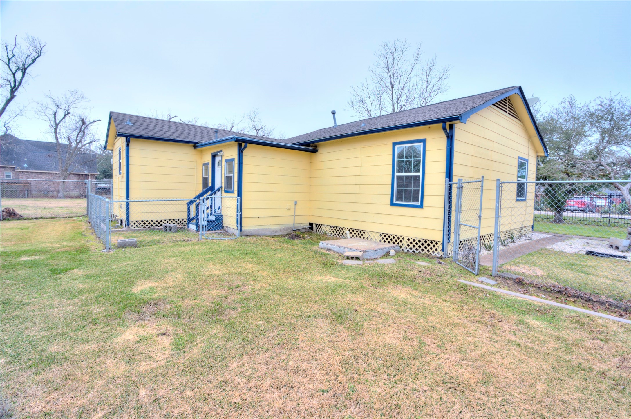 2422 Lone Oak Road Houston, TX 77093 - Photo 18 of 22