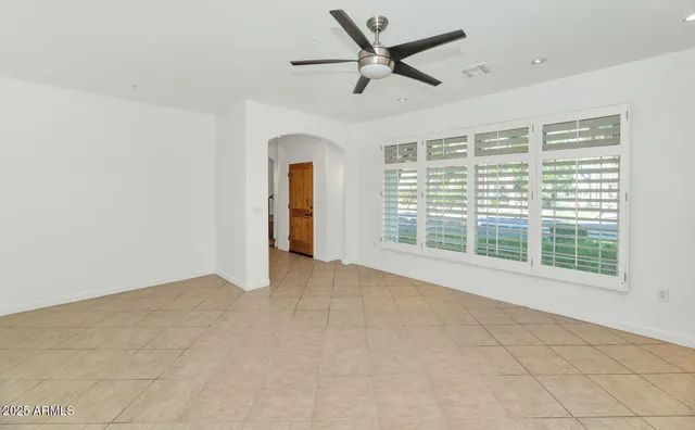 $3,245 | 229 West Portland Street, Phoenix, AZ 85003