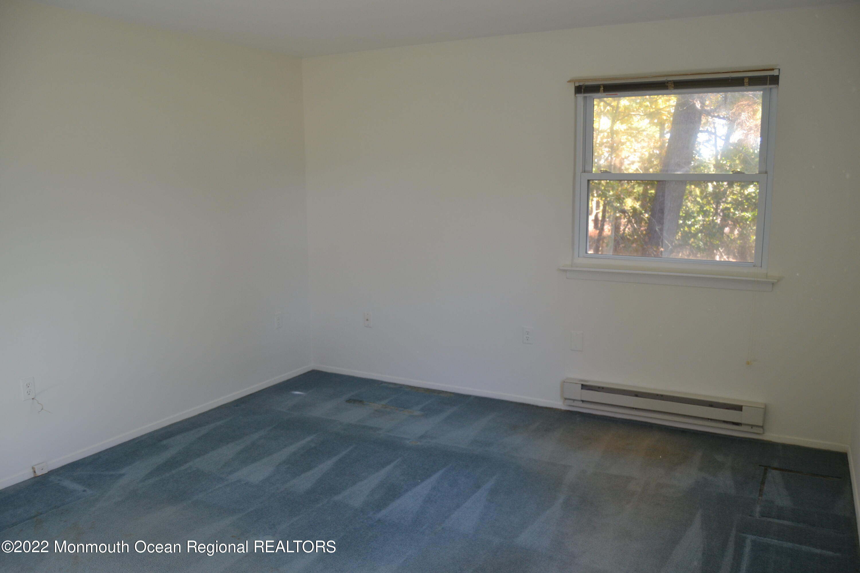 61 B Sunset Road Whiting, NJ 08759 - Photo 8 of 10 Primary Bedroom 1