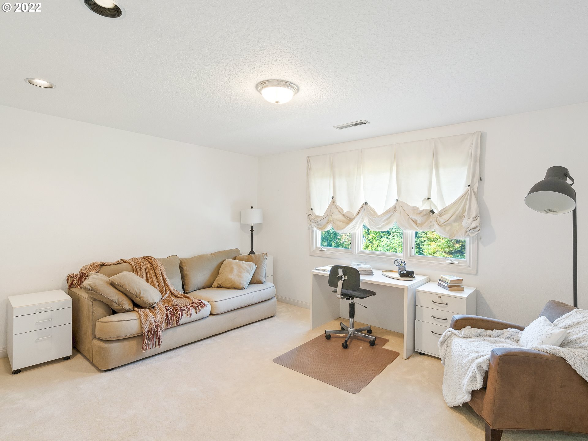 839 Southwest Regency Place Portland, OR 97225 - Photo 21 of 32 Bedroom