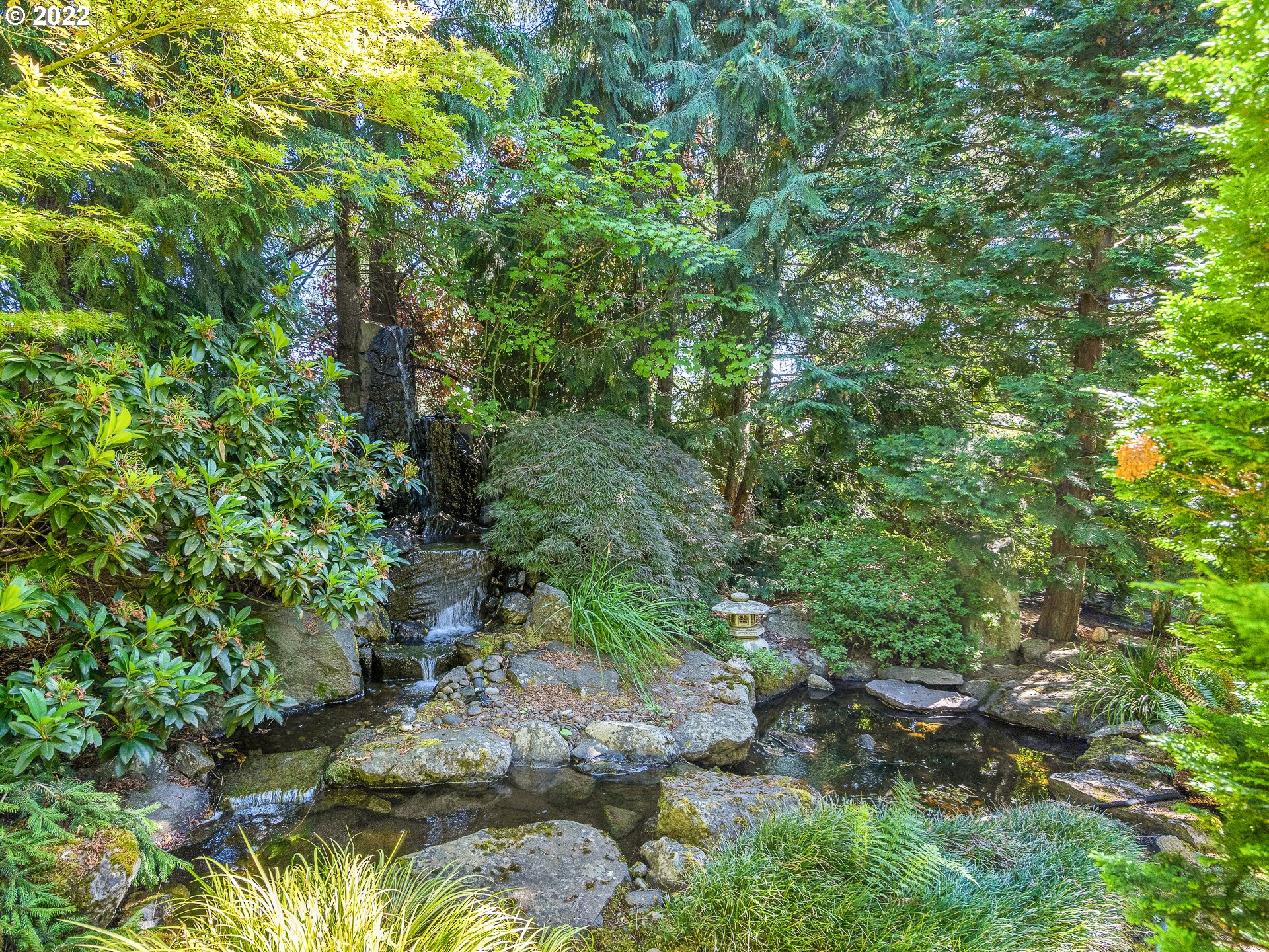 839 Southwest Regency Place Portland, OR 97225 - Photo 31 of 32 Fountain
