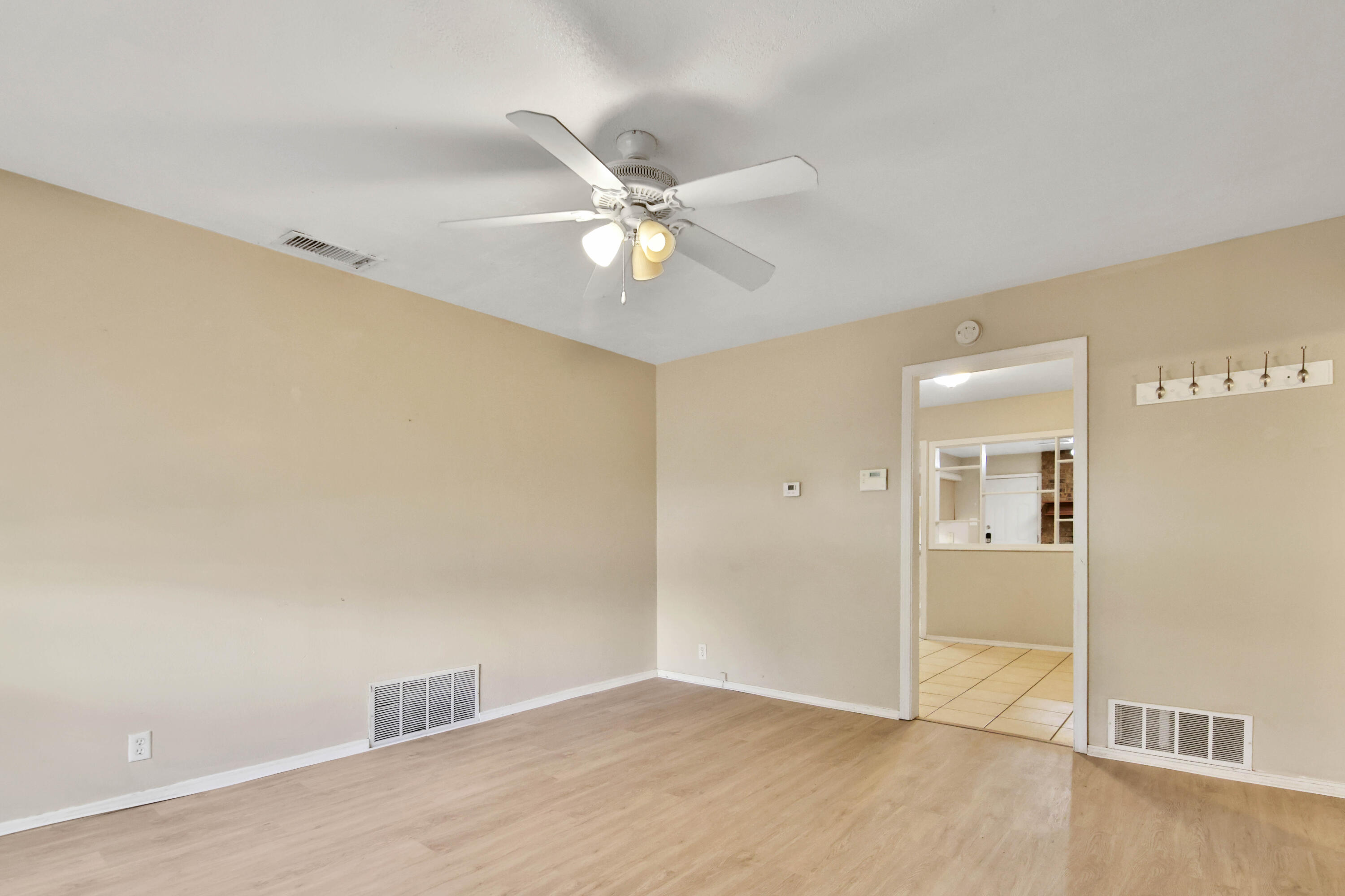 2810 42nd Street Lubbock, TX 79413 - Photo 4 of 39 IMG_0016