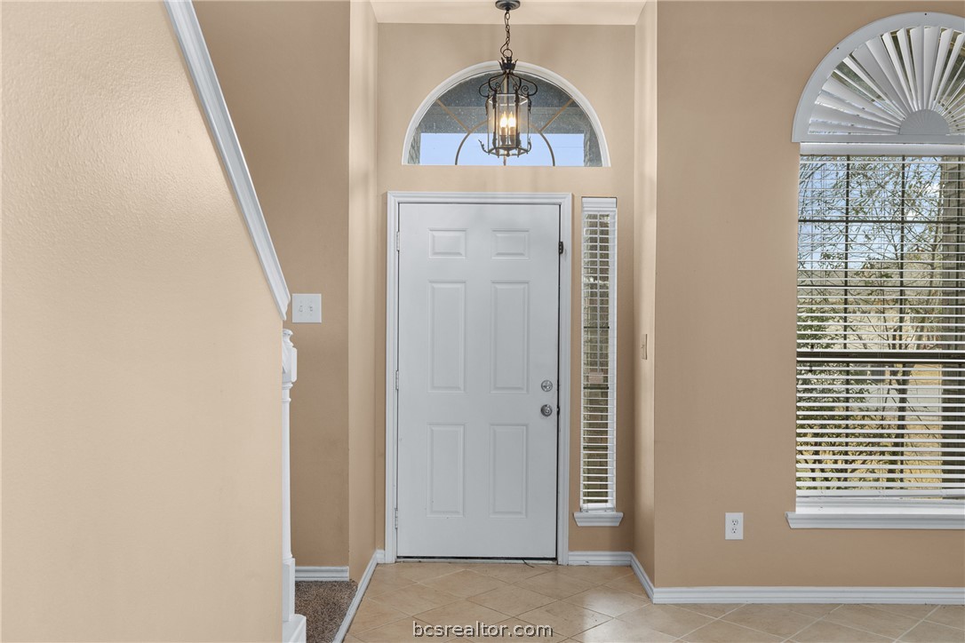 70 Lakeside Drive Trinity, TX 75862 - Photo 11 of 34 a view of front door with stairs