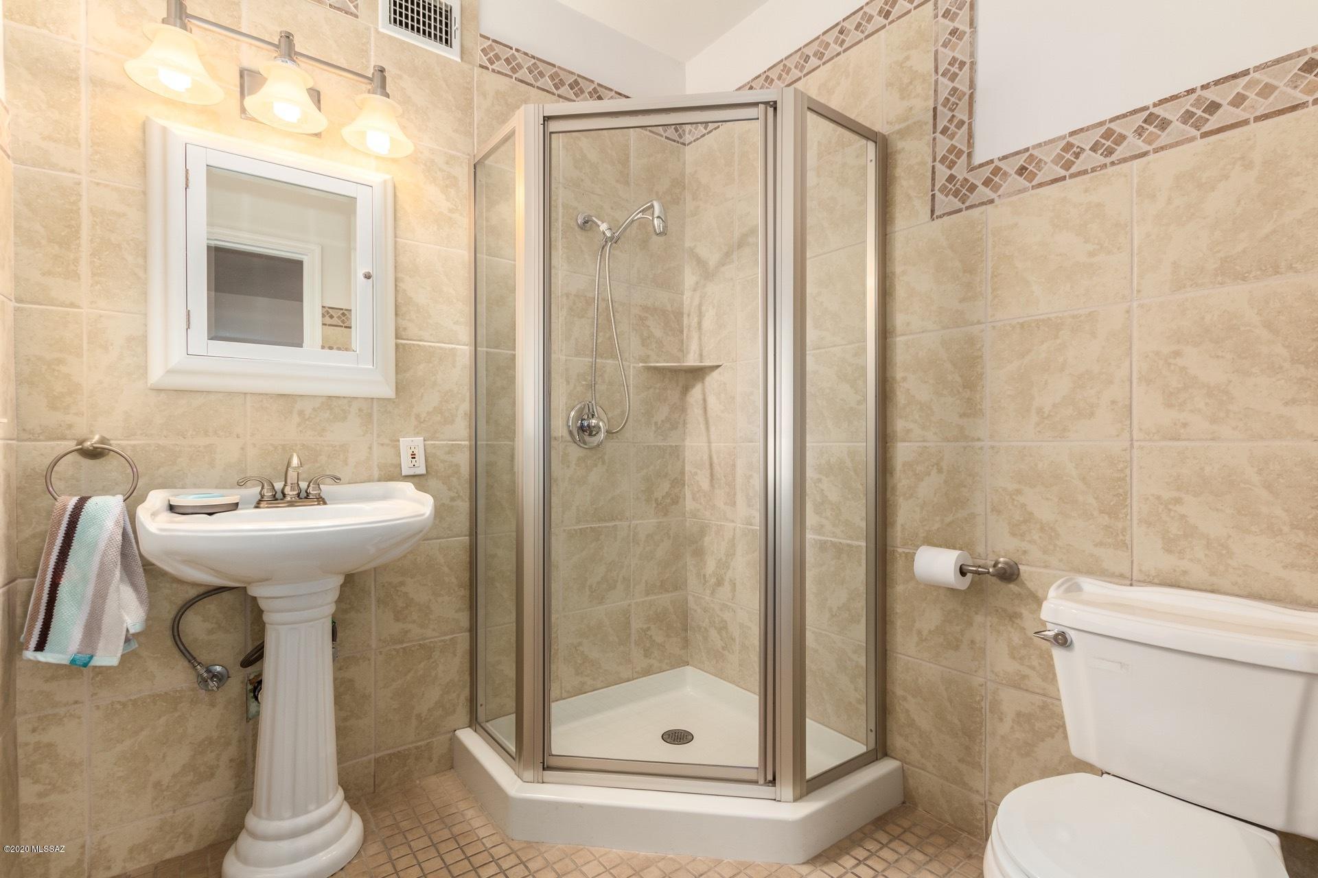 300 North Country Club Road Tucson, AZ 85716 - Photo 22 of 36