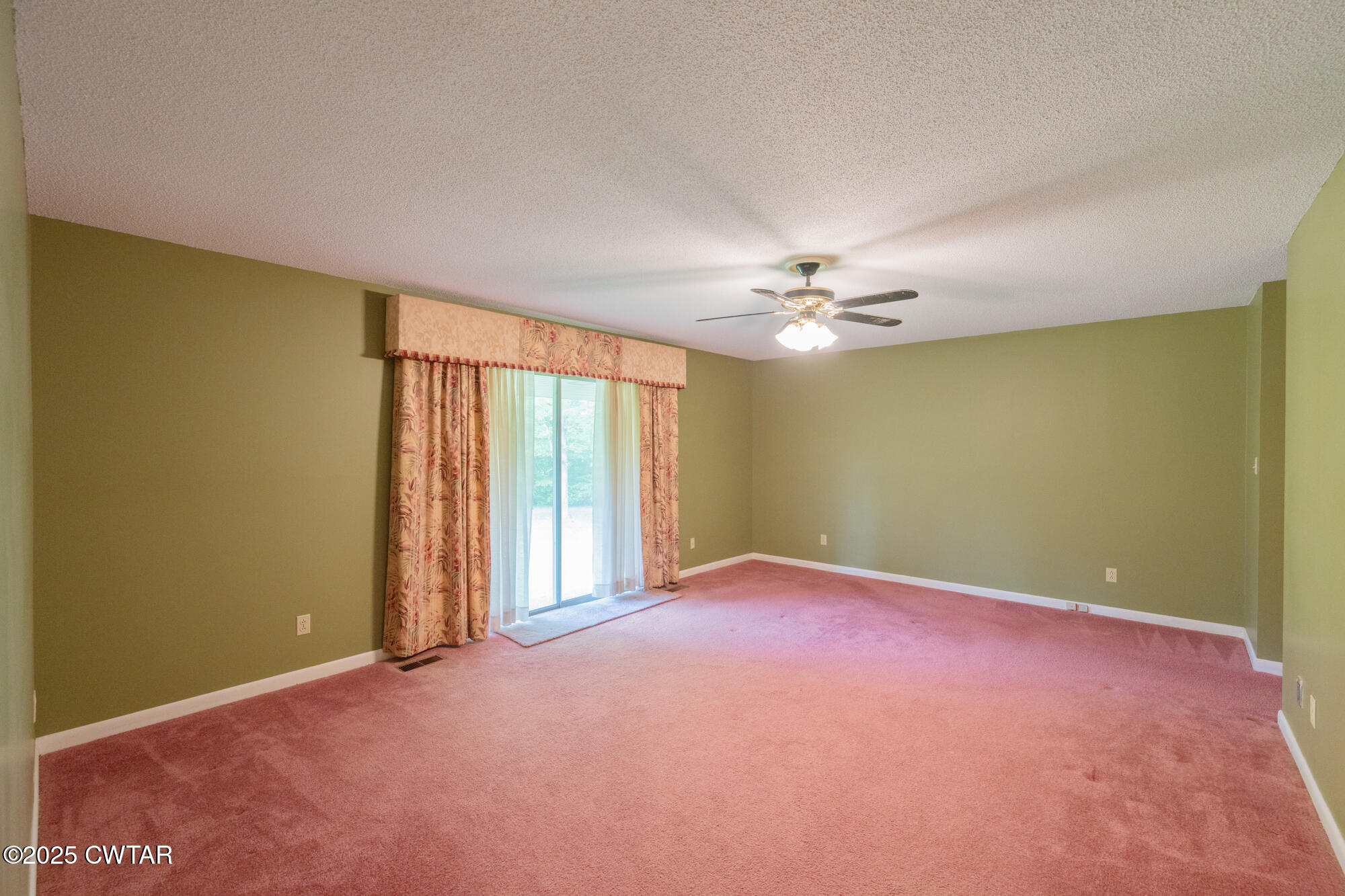 210 Martin Lane Decaturville, TN 38329 - Photo 15 of 48 DSC_9127