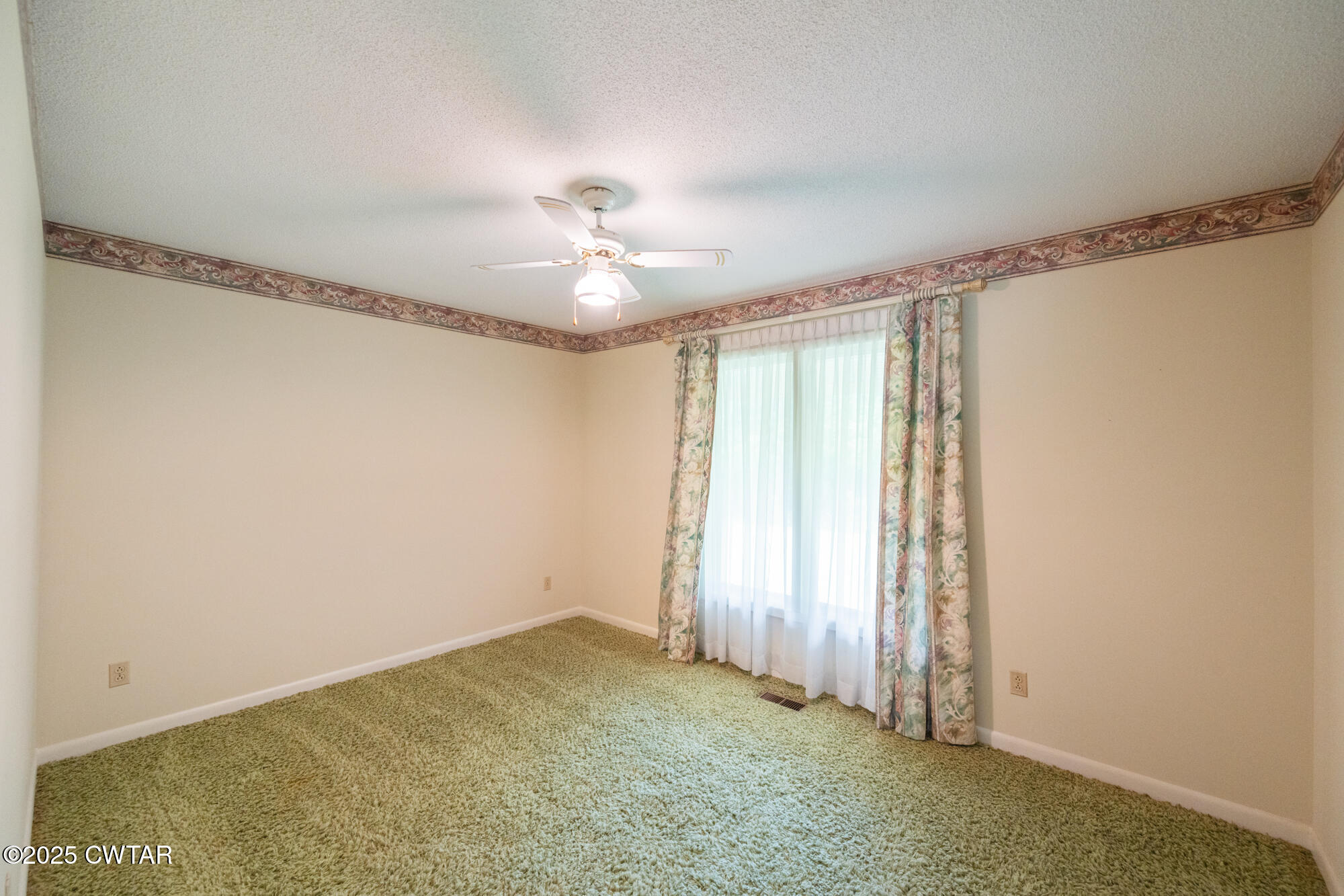 210 Martin Lane Decaturville, TN 38329 - Photo 22 of 48 DSC_9117
