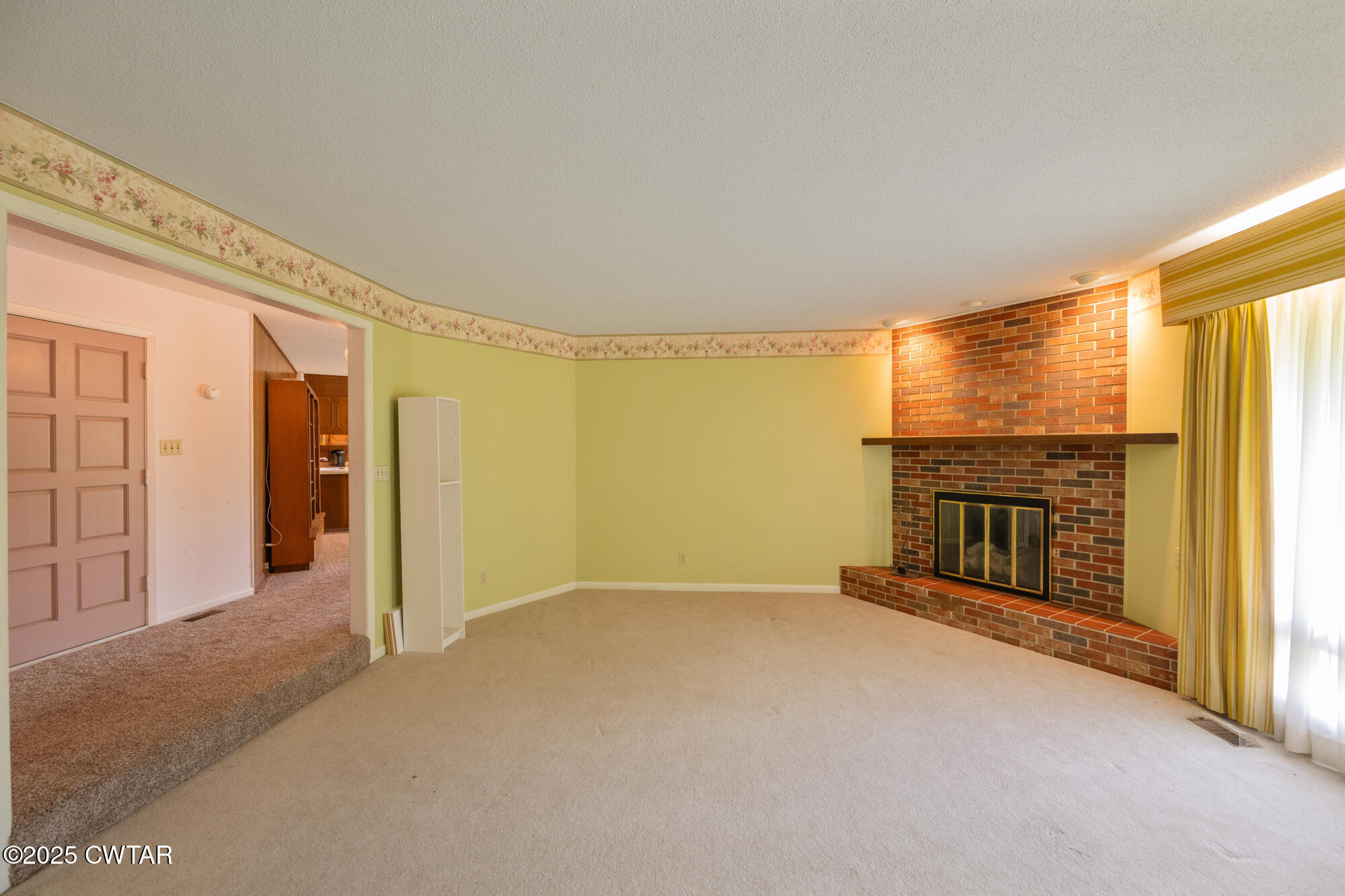 210 Martin Lane Decaturville, TN 38329 - Photo 8 of 48 DSC_9107
