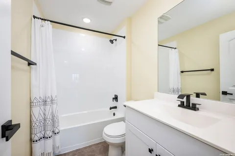 $396,969 | 984 Amble Oak, Seguin, TX 78155