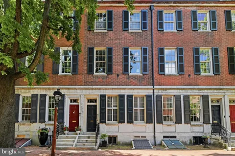 $525,000 | 328 Spruce Street, Unit 5, Philadelphia, PA 19106