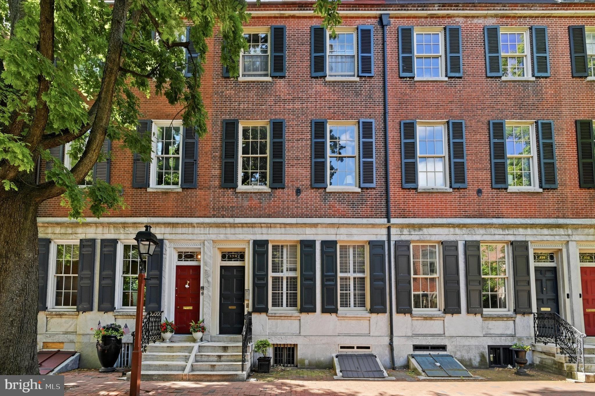 328 Spruce Street, Unit 5 Philadelphia, PA 19106 - Photo 2 of 26