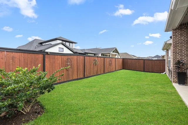 $489,000 | 19330 Belmont Stakes Way, Tomball, TX 77377