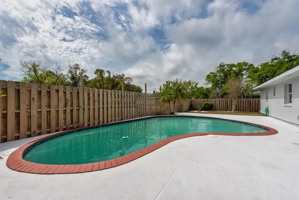 $389,900 | 4016 West Montgomery Terrace, Tampa, FL 33616