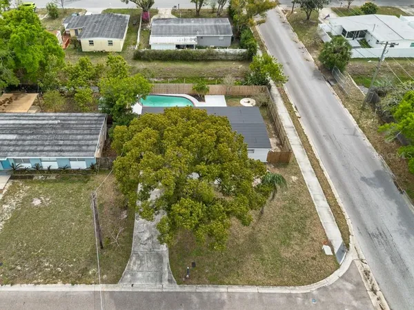 $389,900 | 4016 West Montgomery Terrace, Tampa, FL 33616