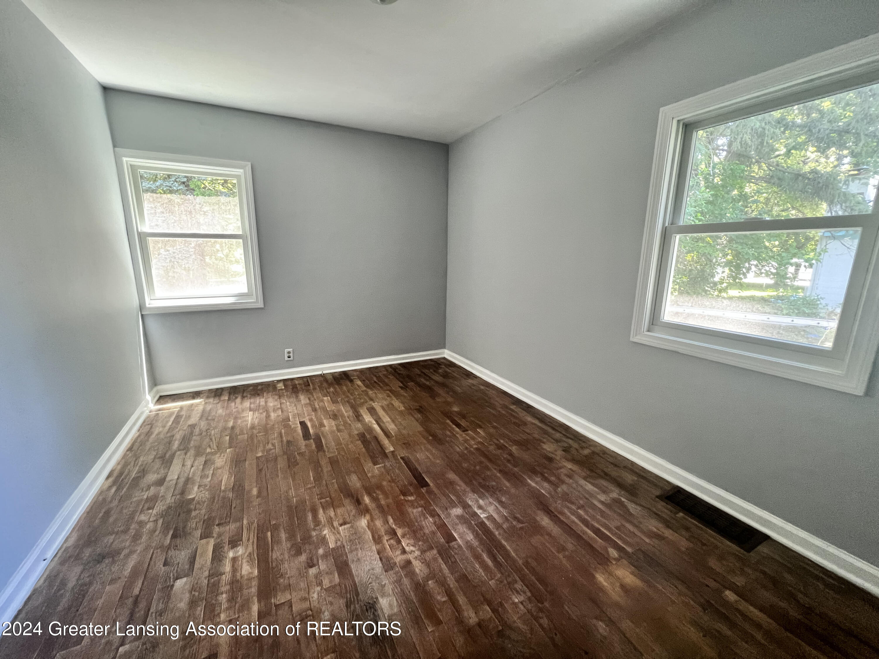 900 Bretton Road Lansing, MI 48917 - Photo 12 of 34 IMG_1807