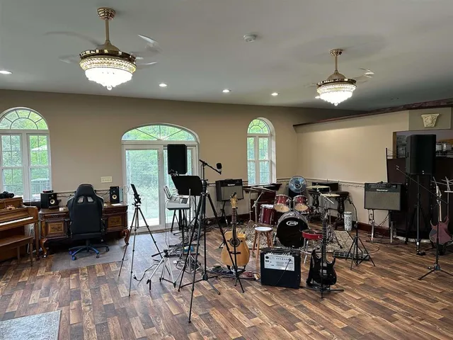 $2,900,000 | 161 Concord Road, Keene, NH 03431