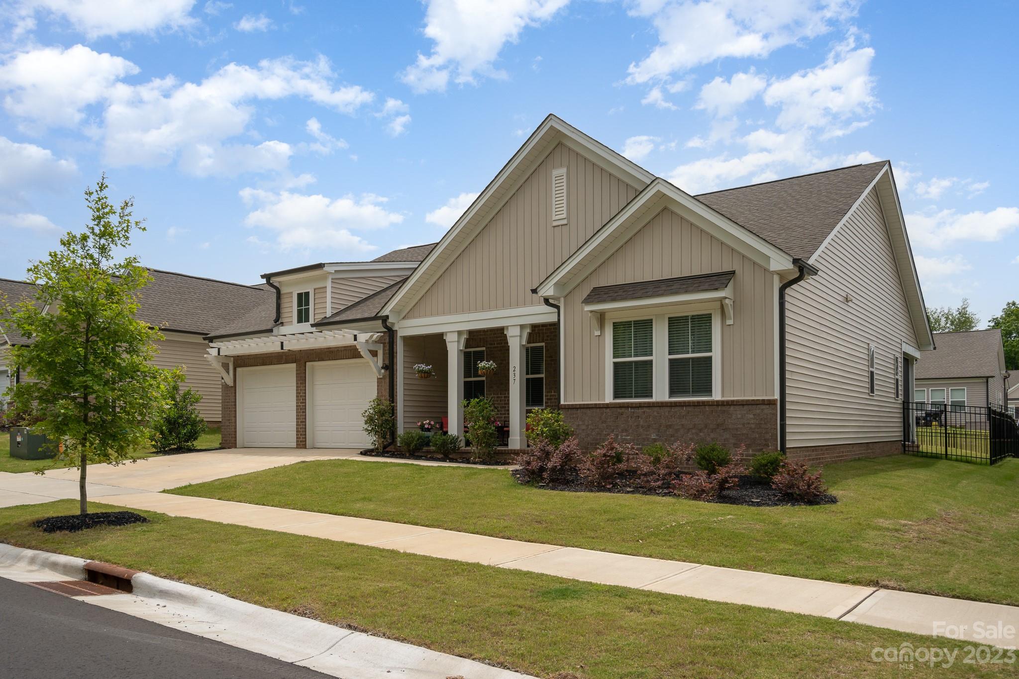 237 Cotton Ridge Place Rock Hill, SC 29730 - Photo 2 of 26 Gallery Image 2