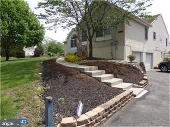 696 Monmouth Road Chesterfield, NJ 08515 - Photo 2 of 25