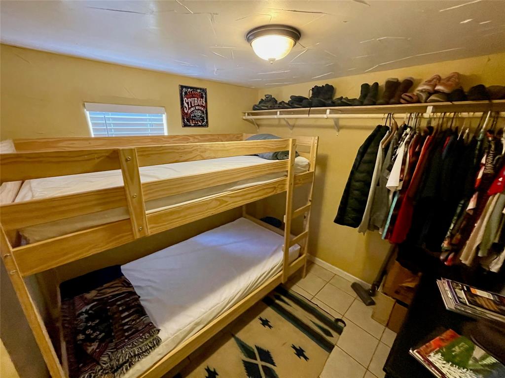 2334 San Bar Road, Unit 13 Graford, TX 76449 - Photo 21 of 33 a view of walk in closet