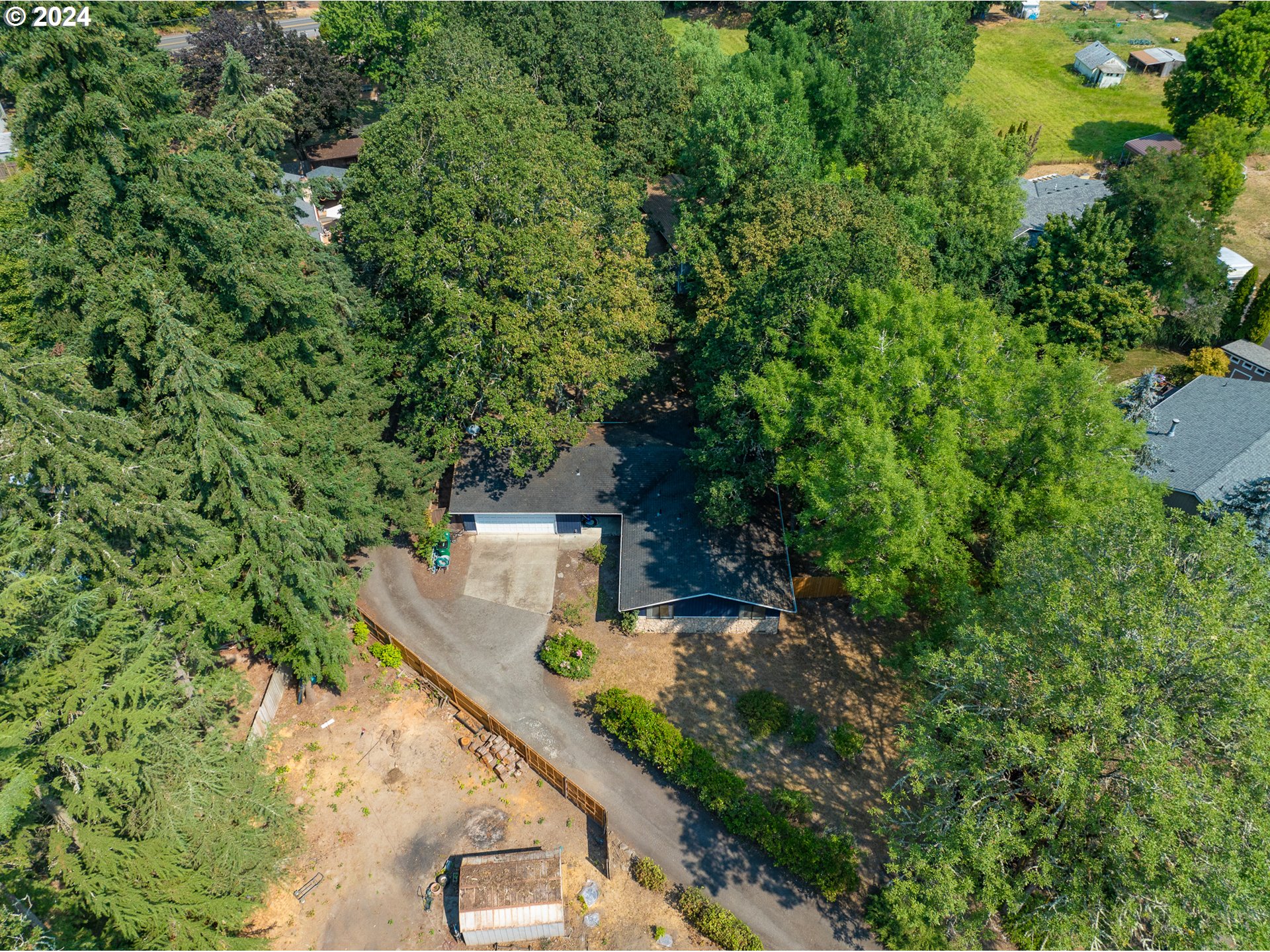 19015 Southwest Rosedale Court Beaverton, OR 97007 - Photo 29 of 35 Gallery Image 29
