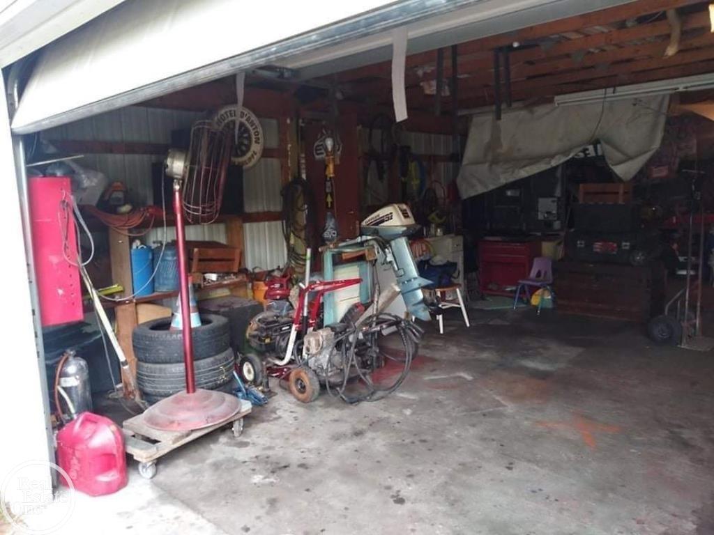 6468 Rynn Road North Street, MI 48049 - Photo 44 of 59 Garage