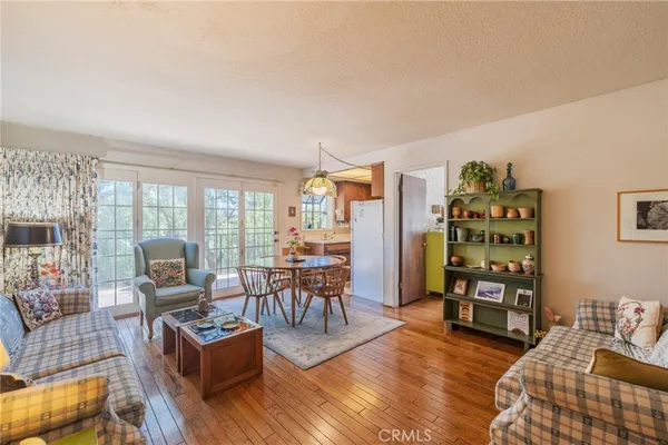 a view of a backyard with garden