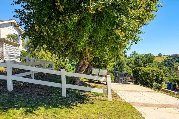a view of a tennis court