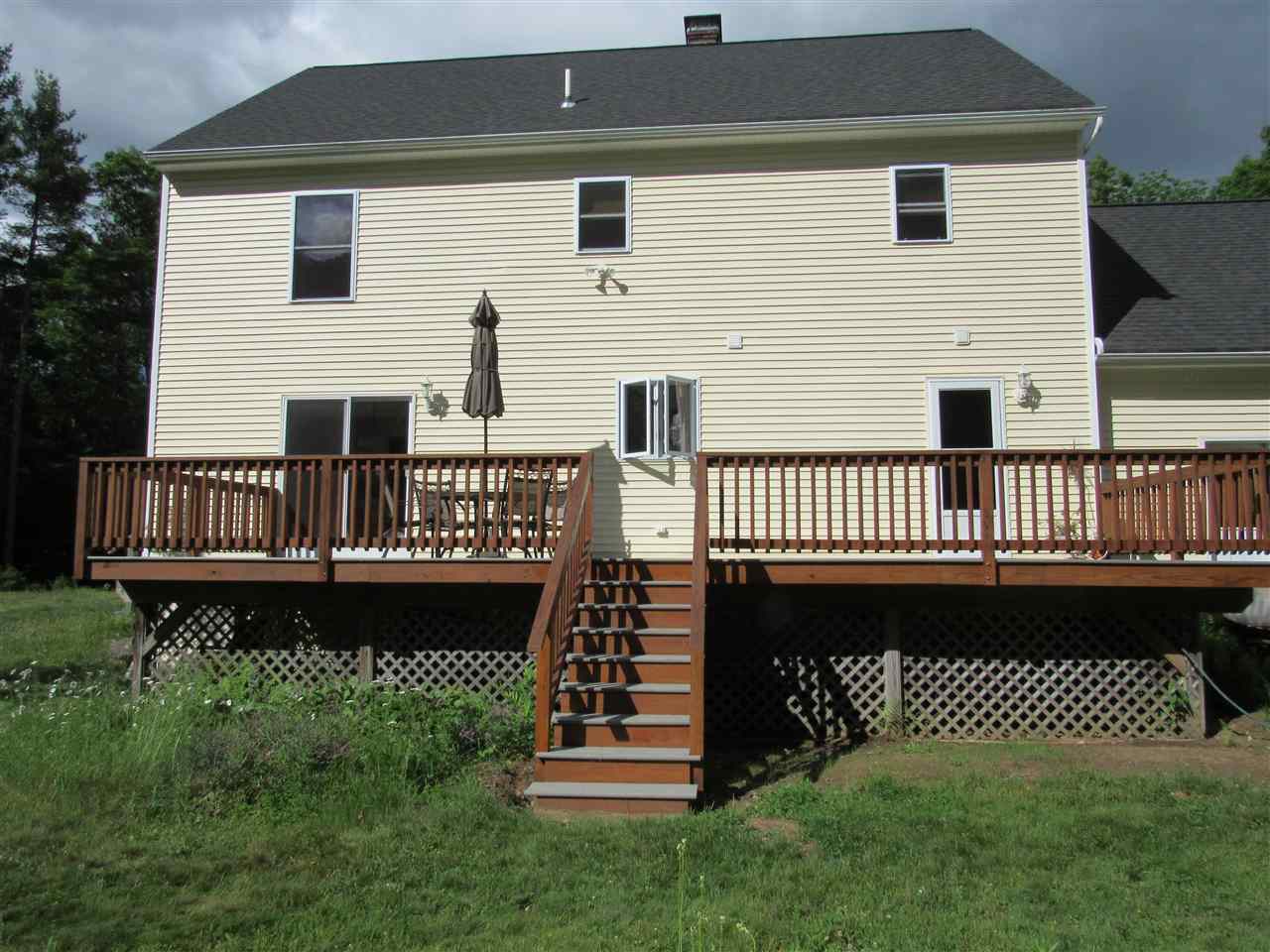 129 Deerfield Road Nottingham, NH 03290 - Photo 17 of 33