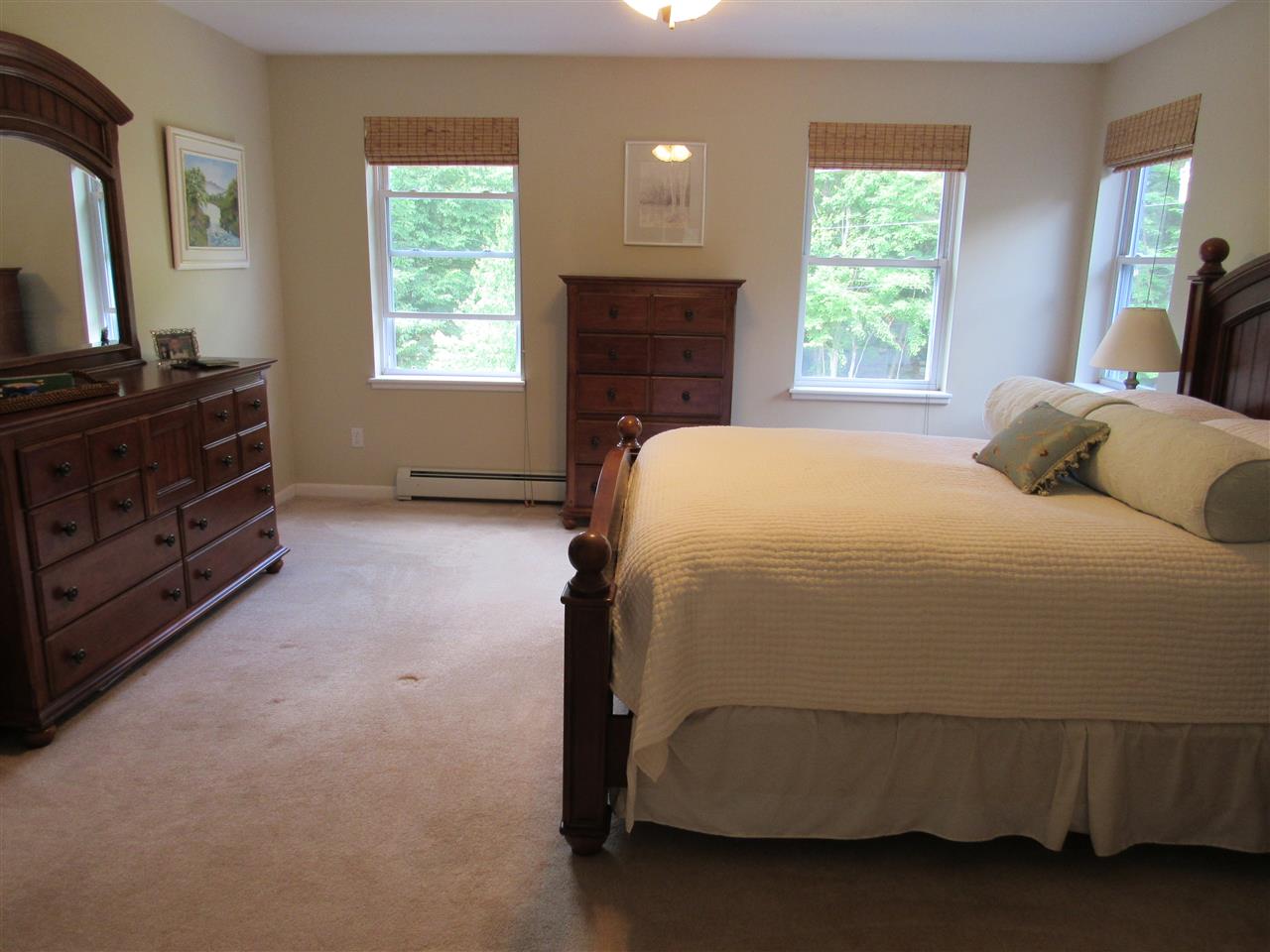 129 Deerfield Road Nottingham, NH 03290 - Photo 23 of 33