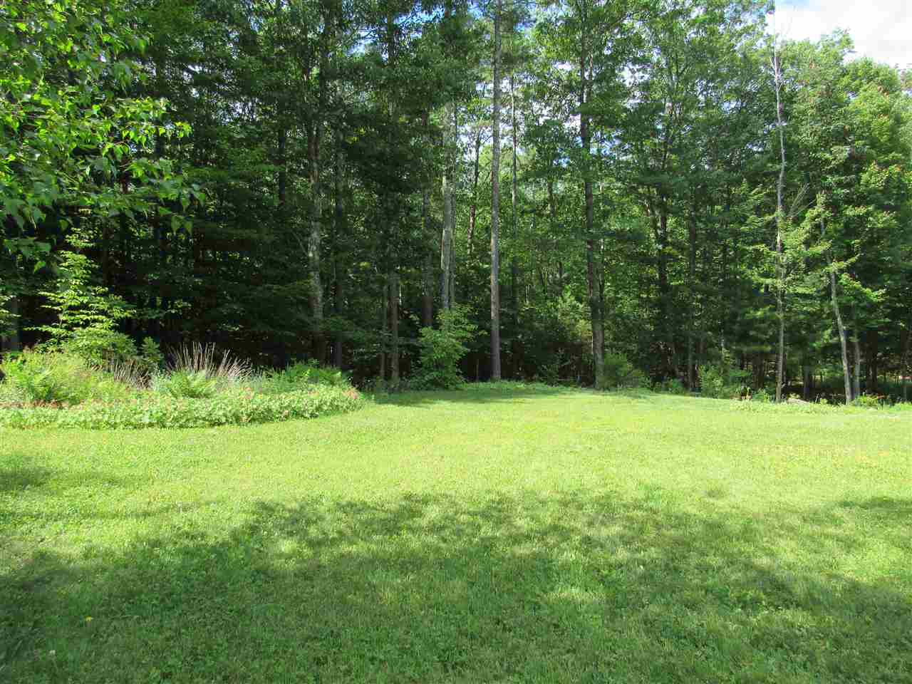 129 Deerfield Road Nottingham, NH 03290 - Photo 30 of 33