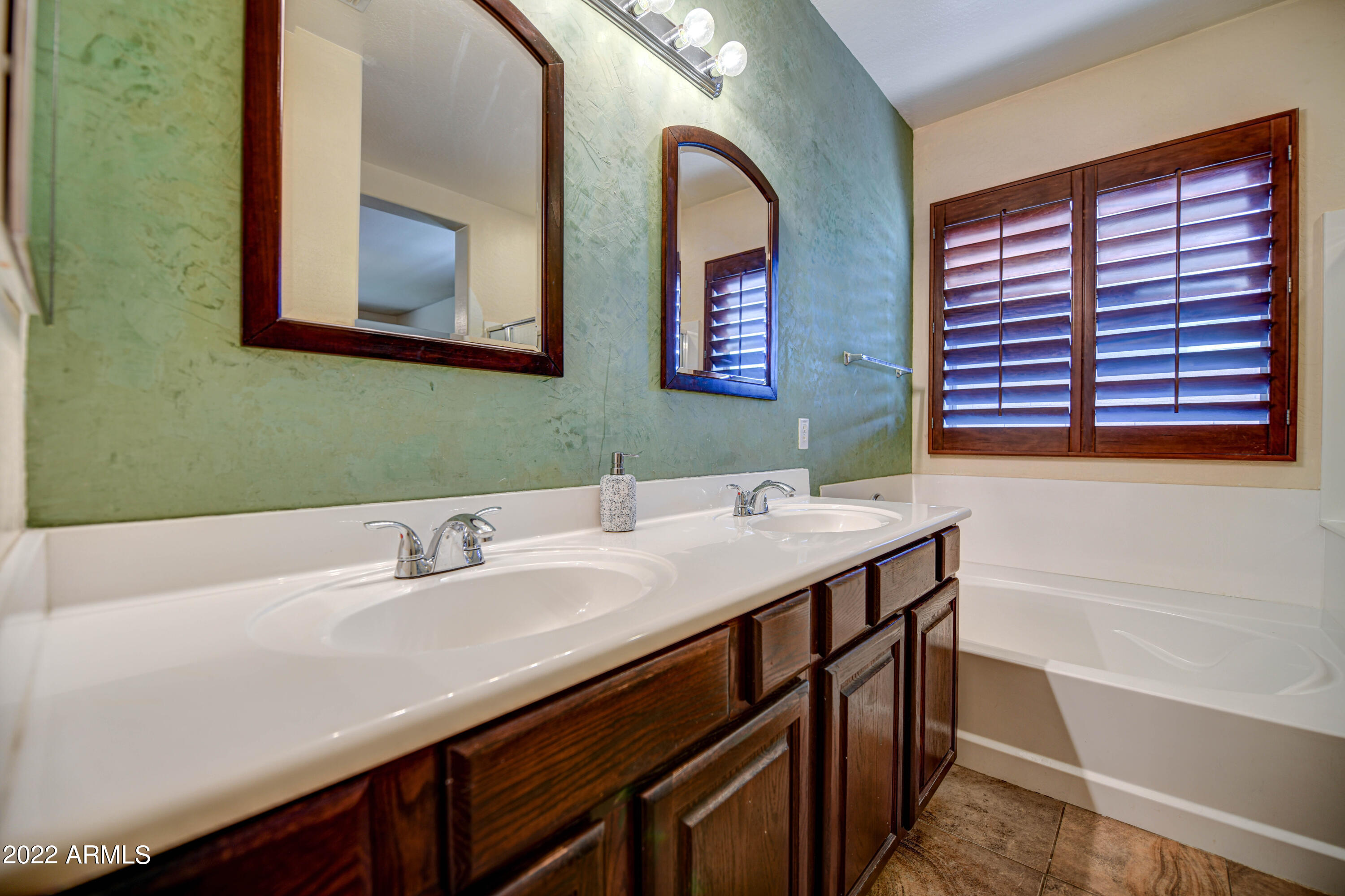 45242 Miramar Road Maricopa, AZ 85139 - Photo 29 of 45 Master Bath 4