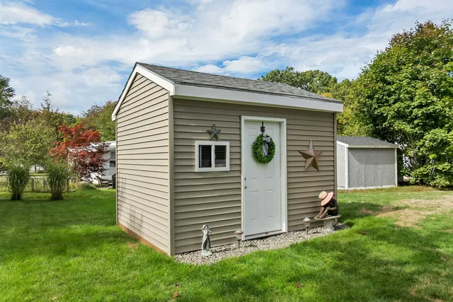 $364,900 | 3 Slate Run, North Hampton, NH 03862