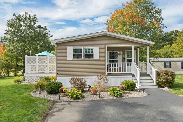 $364,900 | 3 Slate Run, North Hampton, NH 03862