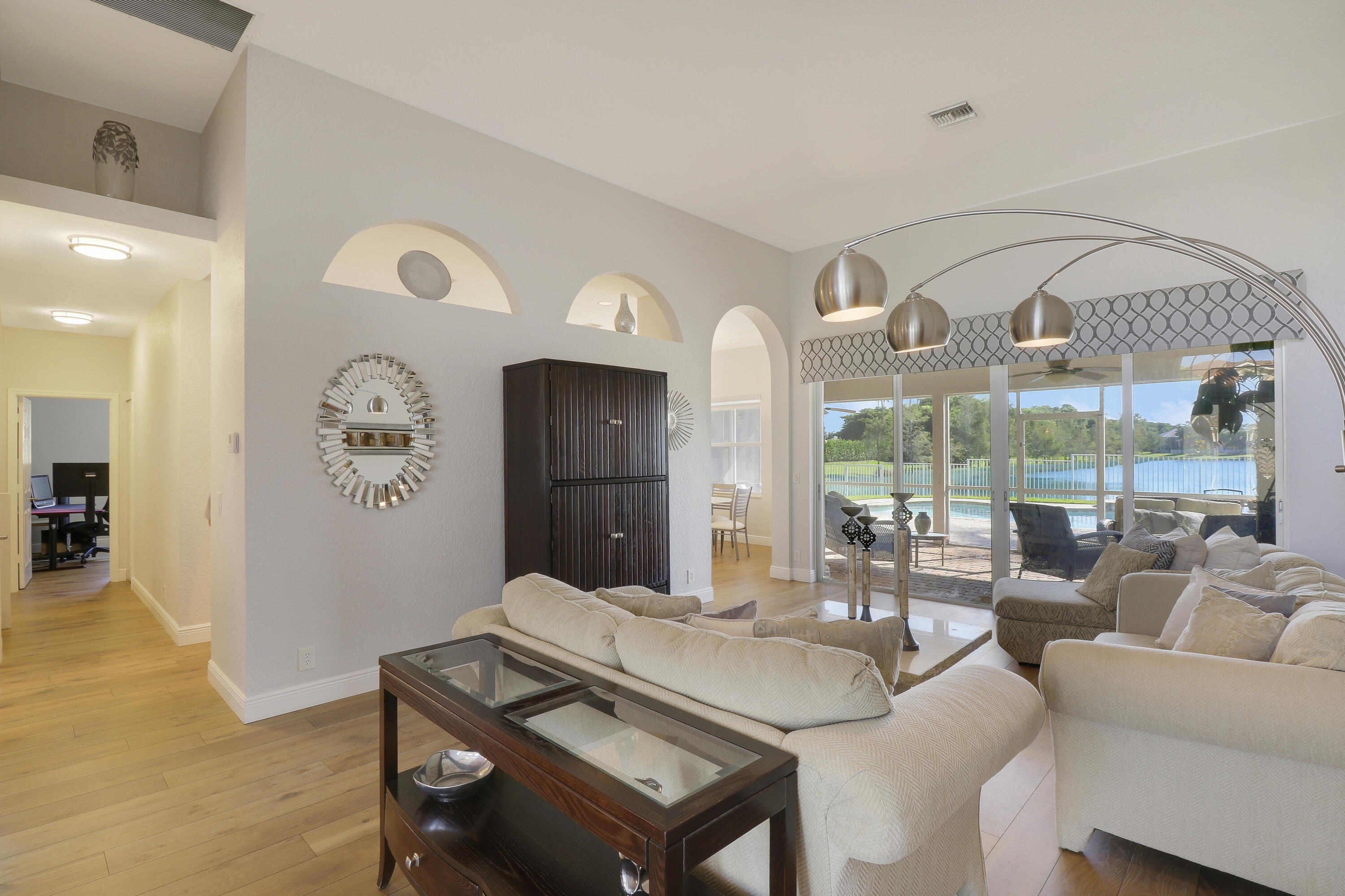 21640 Lynhurst Way Boca Raton, FL 33428 - Photo 8 of 55 08