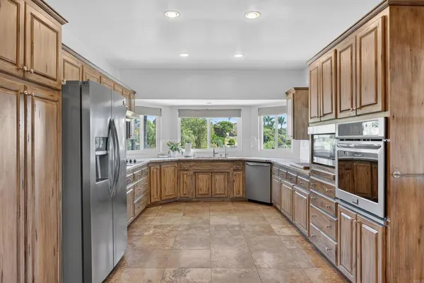 $929,000 | 9908 West Lilac Road, Escondido, CA 92026