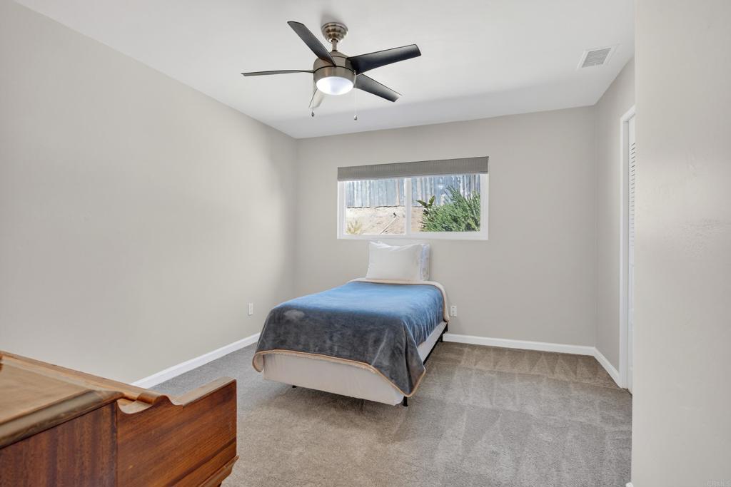 9908 West Lilac Road Escondido, CA 92026 - Photo 19 of 41