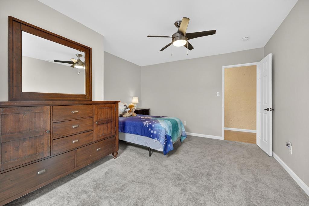 9908 West Lilac Road Escondido, CA 92026 - Photo 20 of 41