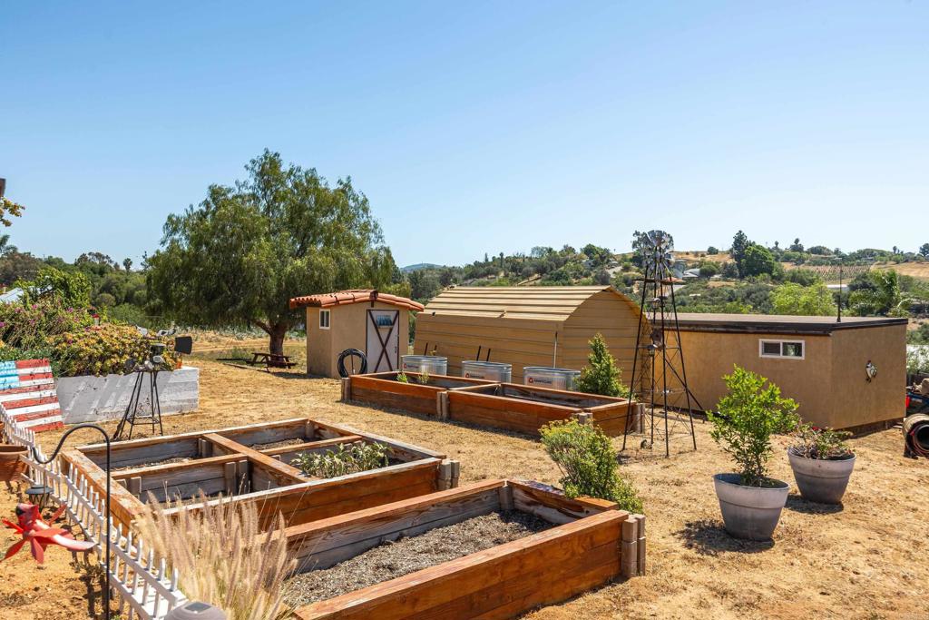 9908 West Lilac Road Escondido, CA 92026 - Photo 34 of 43 Flower boxes & containers ready for planting, flowers or gardening
