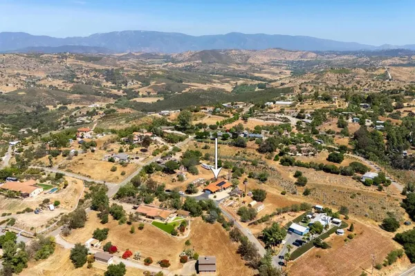 $929,000 | 9908 West Lilac Road, Escondido, CA 92026