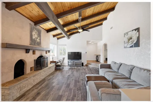 $929,000 | 9908 West Lilac Road, Escondido, CA 92026