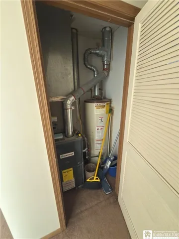 $1,000 | 100-104 East 3rd Street, Jamestown, NY 14701