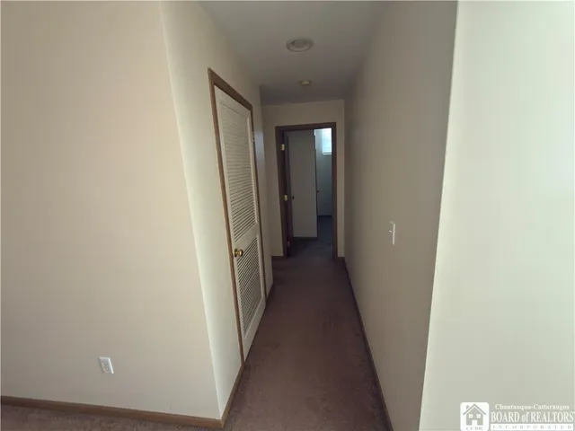 $1,000 | 100-104 East 3rd Street, Jamestown, NY 14701