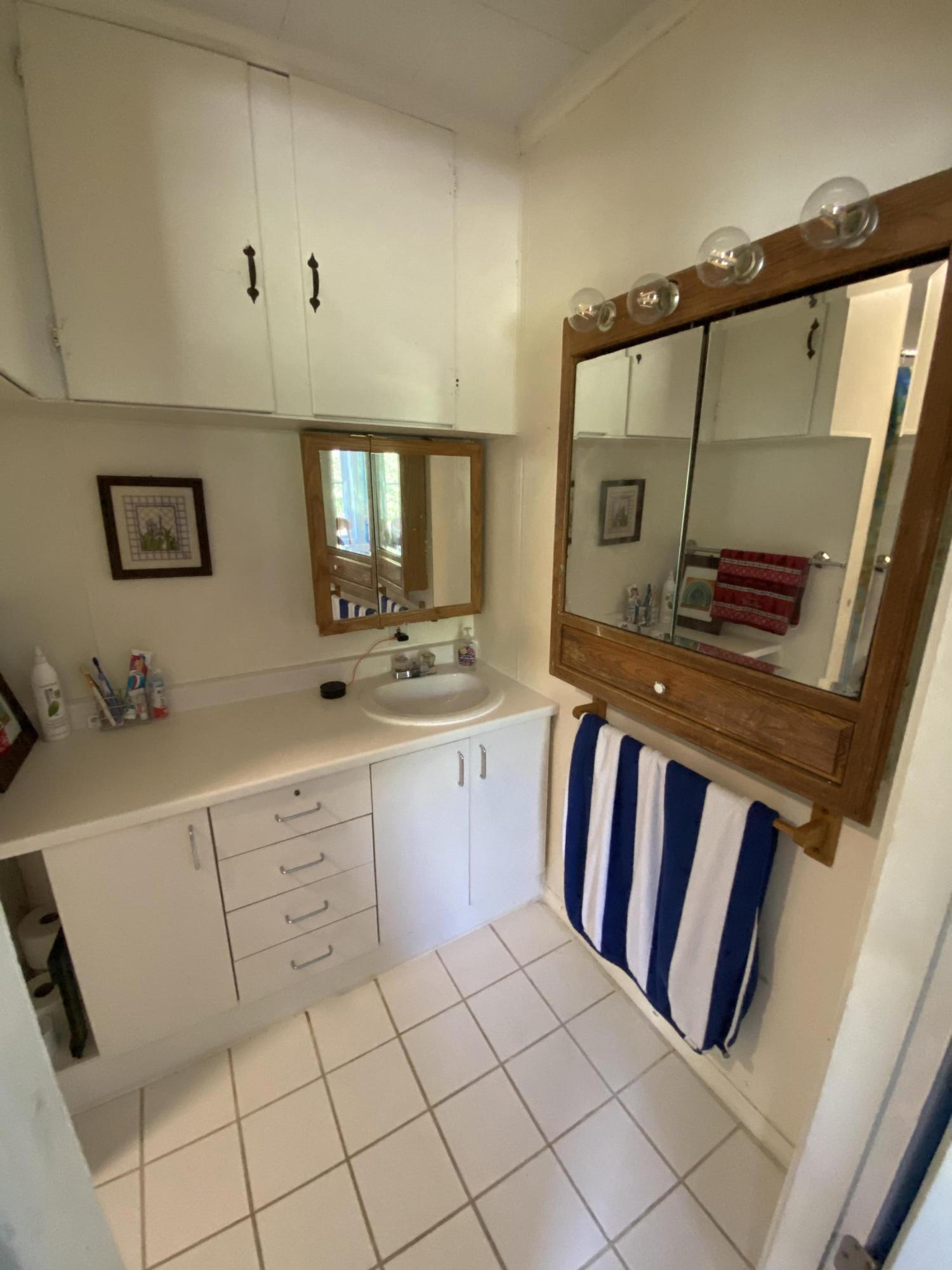 67 High Street Waterville, ME 04901 - Photo 37 of 54 Bath