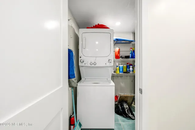 $8,500 | 10 10th Street, Unit 11, Atlantic Beach, FL 32233