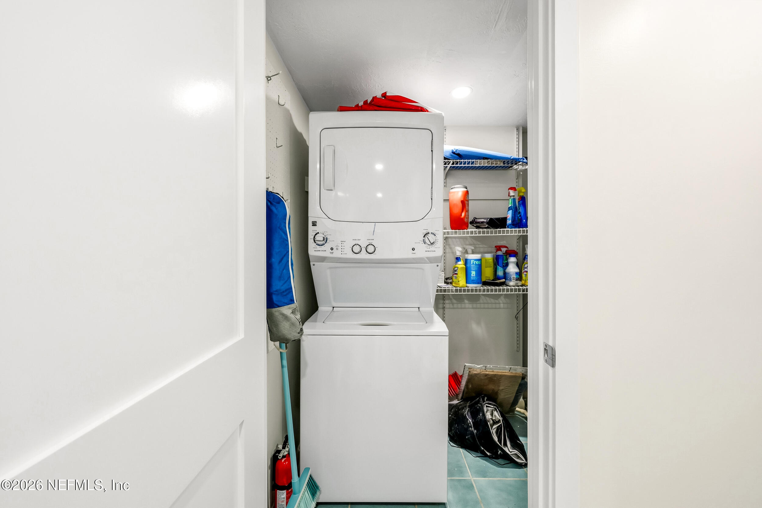 10 10th Street, Unit 11 Atlantic Beach, FL 32233 - Photo 34 of 53 39_30 - interior