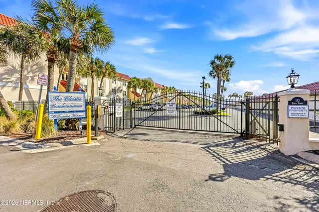 $8,500 | 10 10th Street, Unit 11, Atlantic Beach, FL 32233