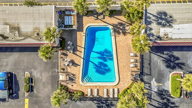 $8,500 | 10 10th Street, Unit 11, Atlantic Beach, FL 32233