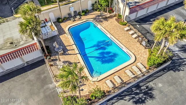 $8,500 | 10 10th Street, Unit 11, Atlantic Beach, FL 32233