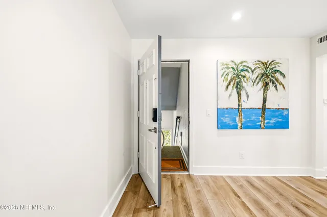 $8,500 | 10 10th Street, Unit 11, Atlantic Beach, FL 32233